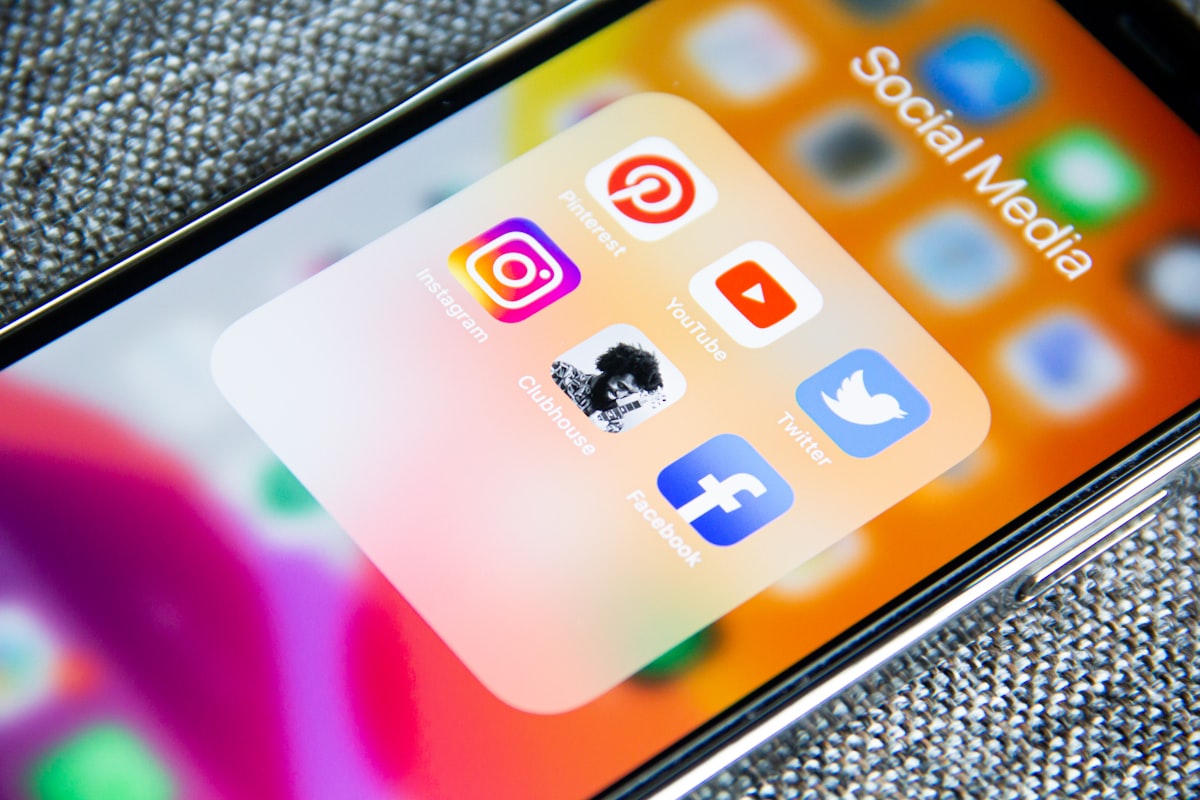 小田原のInstagram運用代行｜業者選定7軸と料金相場・契約前チェック